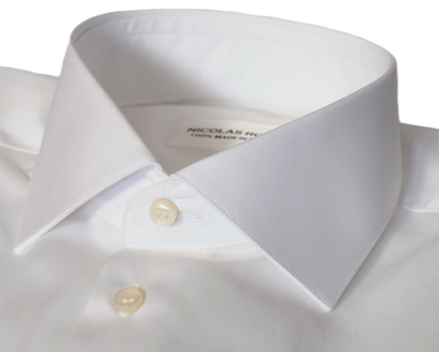 Milan handcrafted white men's shirt in fine soft poplin cotton and Autralian mother of pearl buttons. Handmade in Italy.