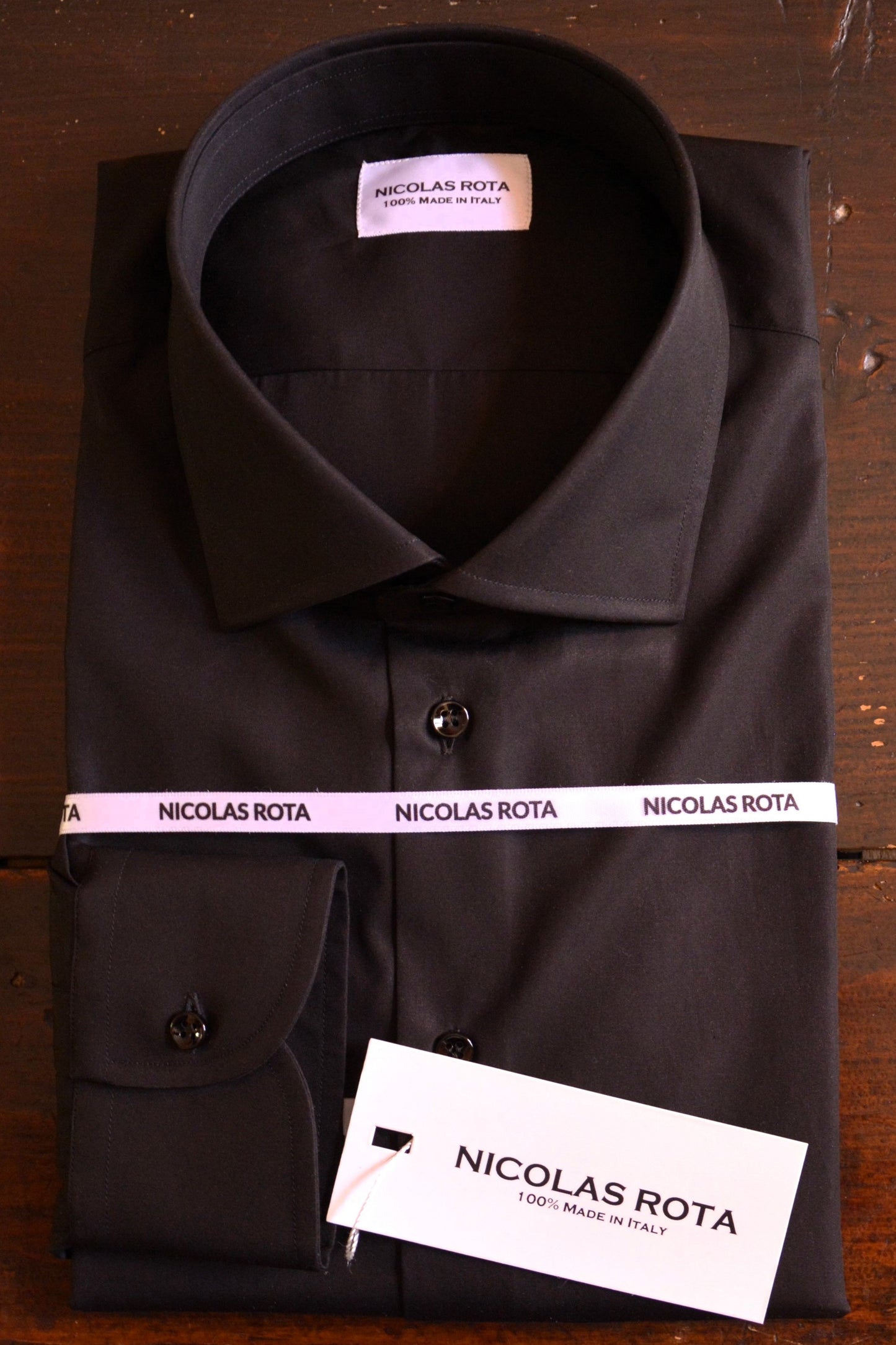 Camicia nera in popeline